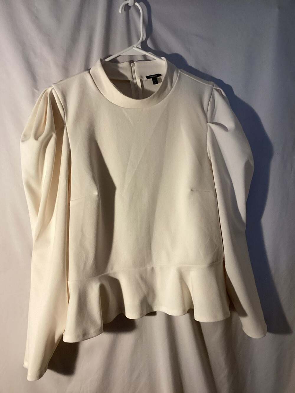 EXPRESS Mock Neck Puff Sleeve Peplum Top Size XL White